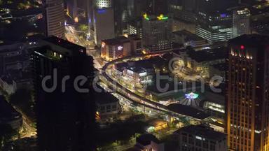 马来西亚吉隆坡高速公路上的夜景全景图